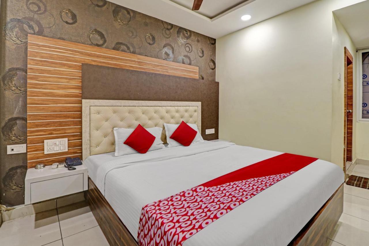 Hotel O Aditya Grand Inn Guntur Exterior photo